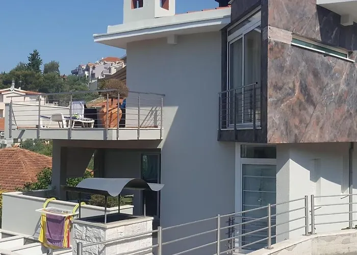 Апартаменты In With Sea View, Terrace, Air Conditioning, Wifi 4328-5 *