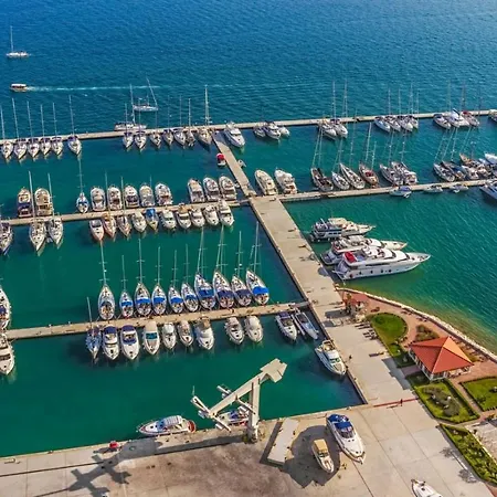 In With Sea View, Terrace, Air Conditioning, Wifi 4328-5 Lejlighed Trogir