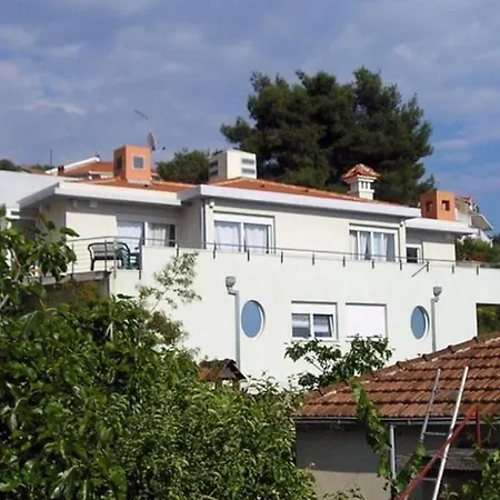 In With Sea View, Terrace, Air Conditioning, Wifi 4328-5 דירה טרוגיר